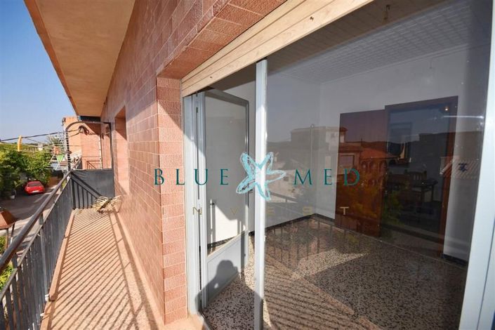 Image No.14-6 Bed Villa for sale