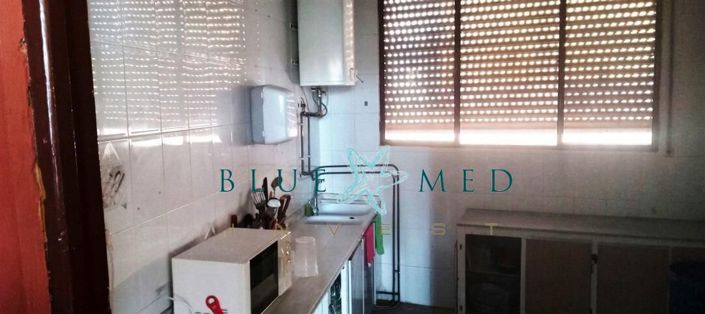 Image No.34-6 Bed Property for sale