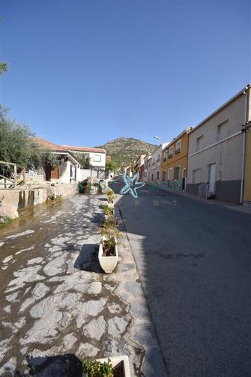 Image No.48-6 Bed Property for sale