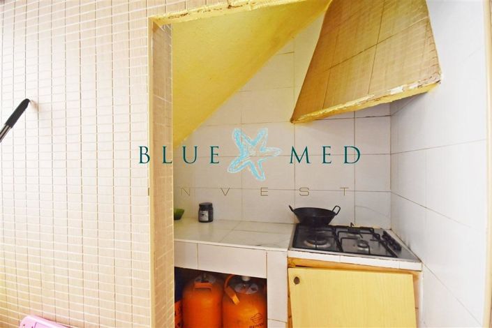 Image No.8-4 Bed Flat for sale