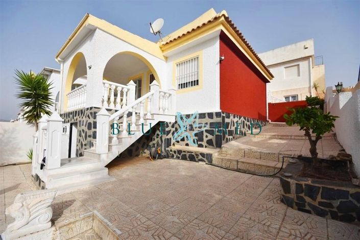 Image No.1-1 Bed Villa for sale
