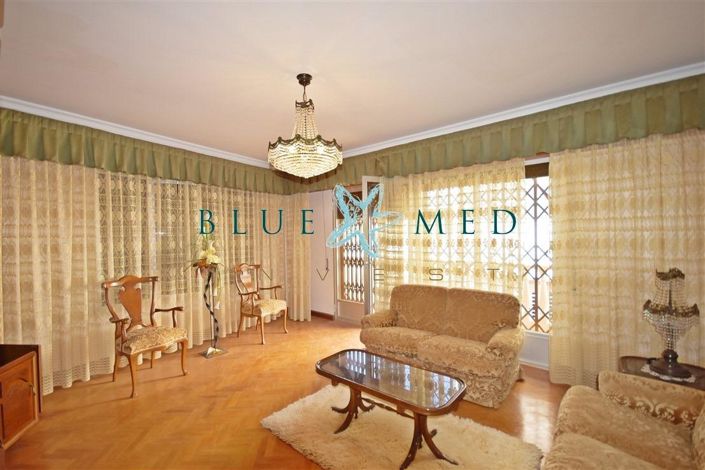 Image No.3-3 Bed House for sale