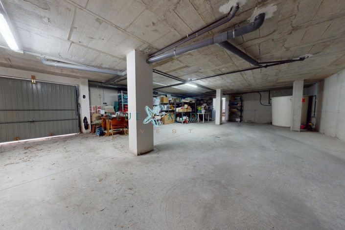 Image No.23-5 Bed Country House for sale