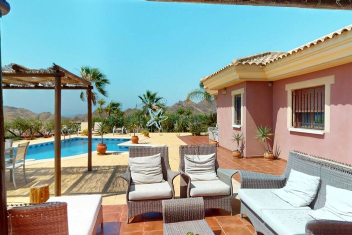 Image No.42-5 Bed Country House for sale