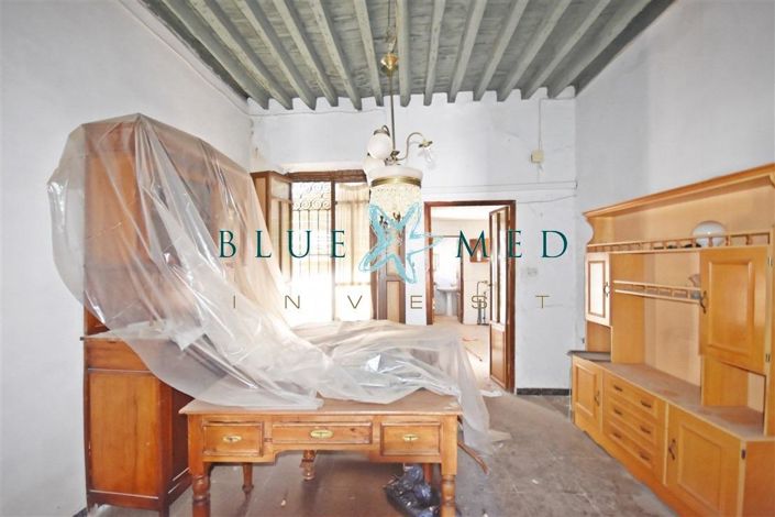 Image No.4-4 Bed House for sale