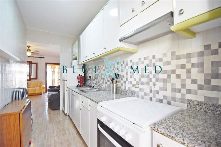 Image No.17-5 Bed House for sale