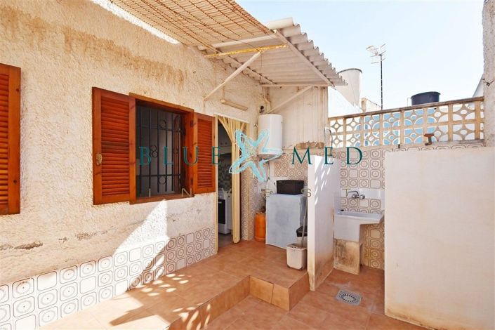 Image No.19-5 Bed House for sale