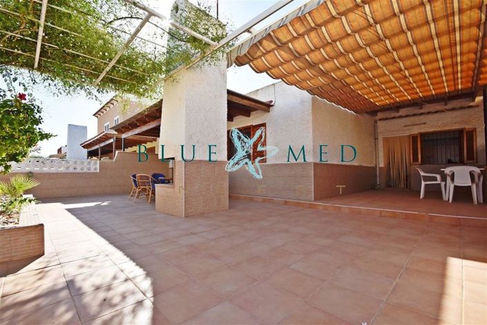 Image No.2-5 Bed House for sale