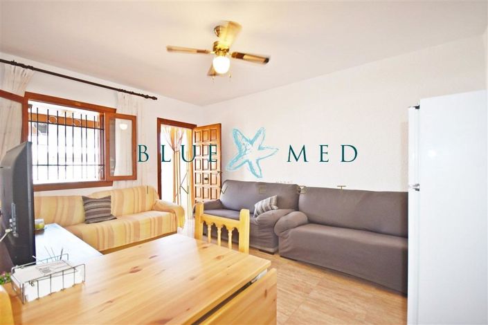 Image No.6-5 Bed House for sale