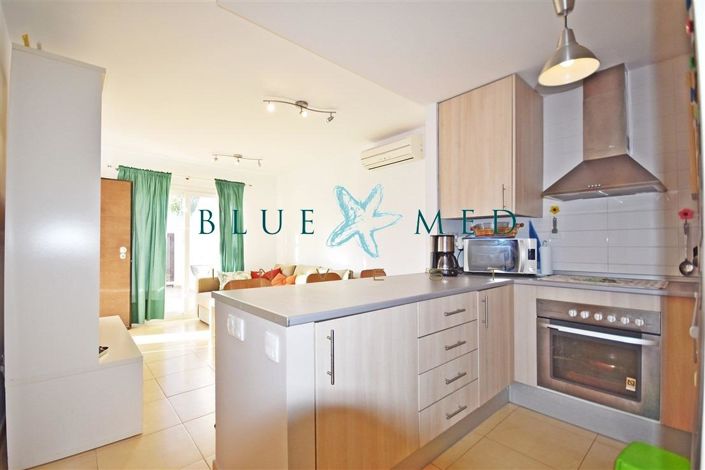 Image No.10-3 Bed Flat for sale