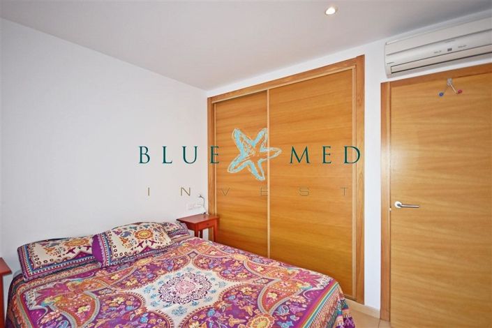 Image No.13-3 Bed Flat for sale