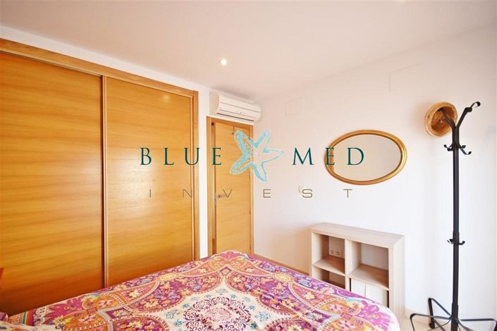 Image No.14-3 Bed Flat for sale