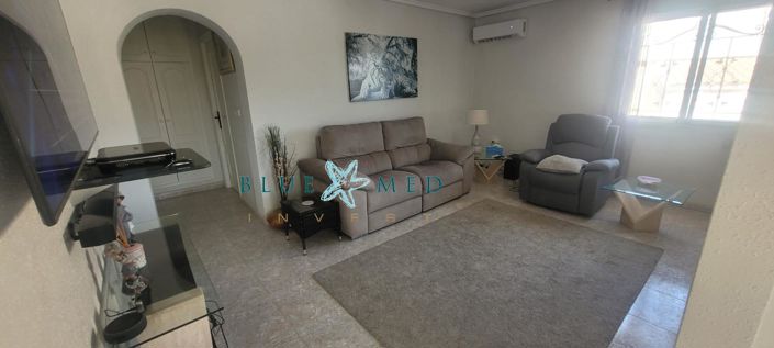 Image No.17-3 Bed House for sale