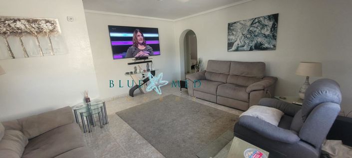 Image No.18-3 Bed House for sale