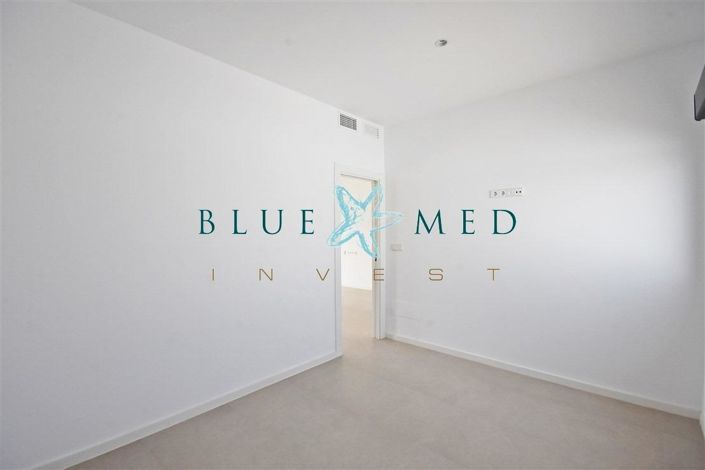 Image No.19-3 Bed Villa for sale