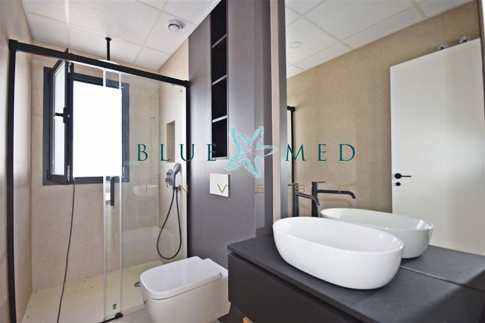 Image No.21-3 Bed Villa for sale