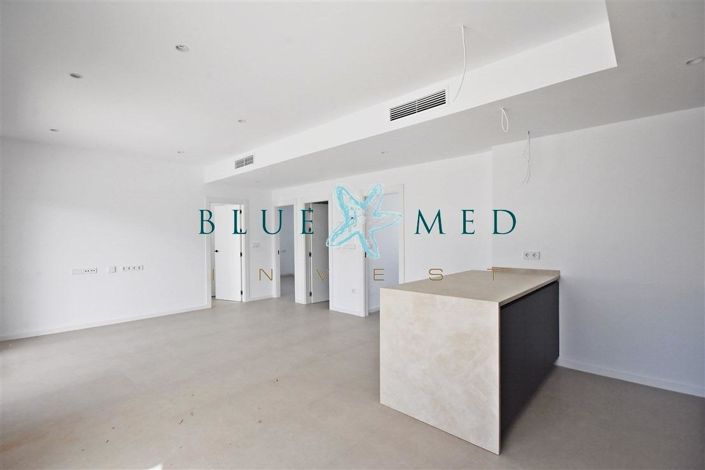 Image No.9-3 Bed Villa for sale