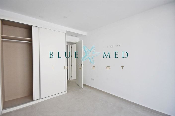 Image No.13-2 Bed Villa for sale