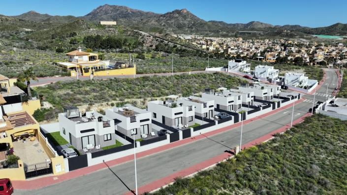 Image No.9-3 Bed Villa for sale