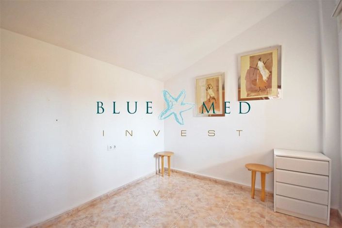 Image No.15-3 Bed Flat for sale