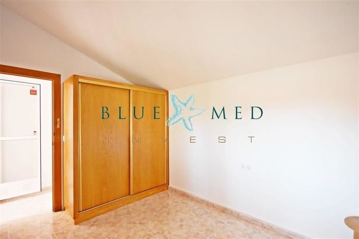 Image No.16-3 Bed Flat for sale