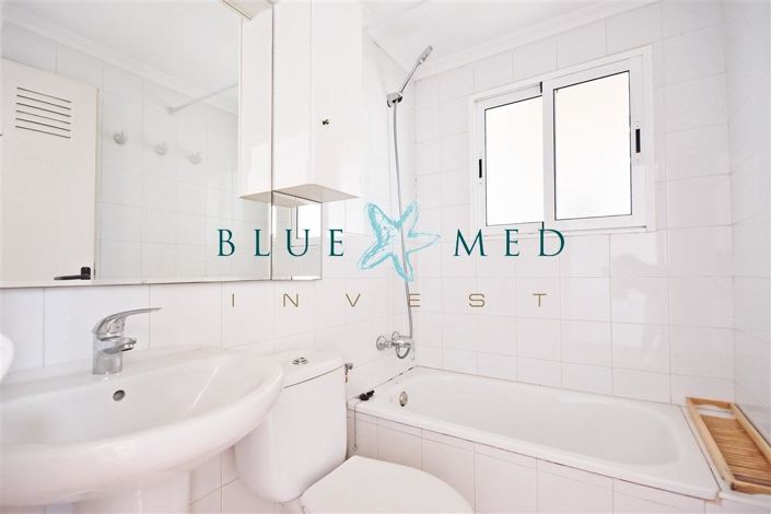 Image No.18-3 Bed Flat for sale