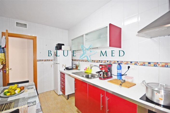 Image No.8-3 Bed Flat for sale