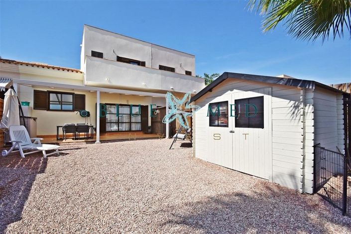 Image No.1-3 Bed House for sale