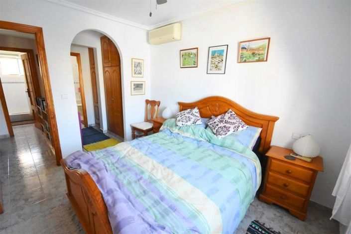 Image No.30-3 Bed Villa for sale