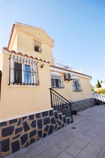 Image No.4-3 Bed Villa for sale