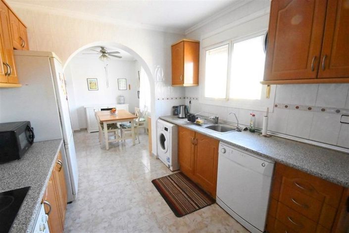 Image No.40-3 Bed Villa for sale