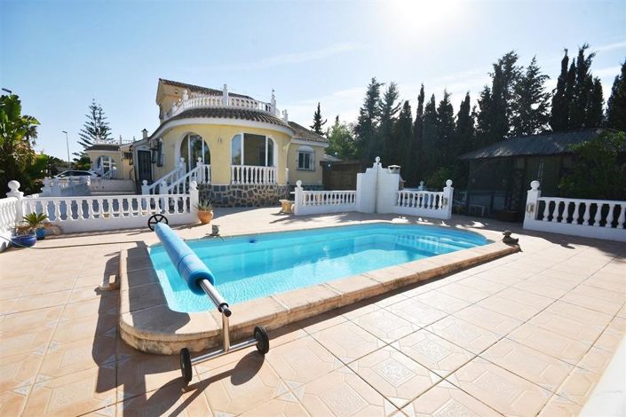 Image No.9-3 Bed Villa for sale