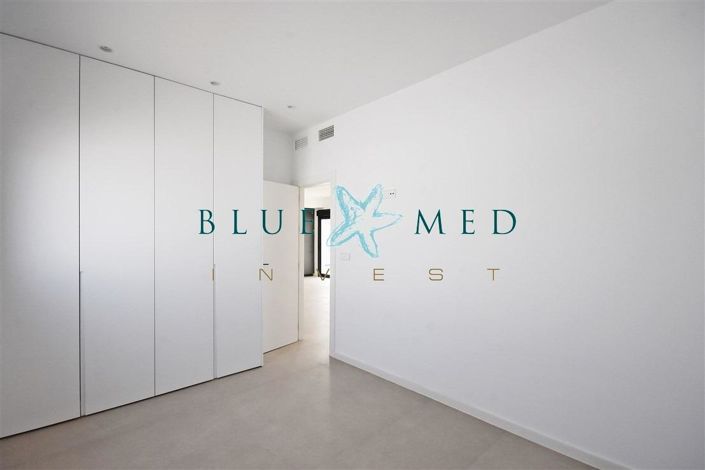 Image No.17-3 Bed Villa for sale