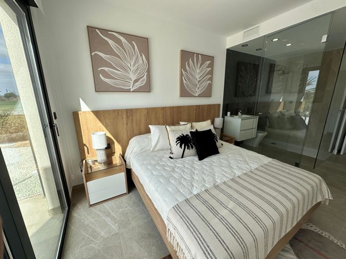 Image No.17-3 Bed Apartment for sale