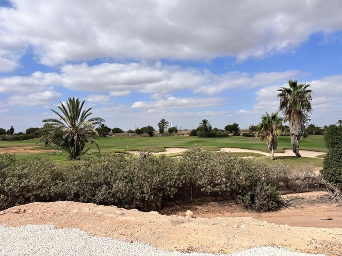 Image No.21-3 Bed Apartment for sale