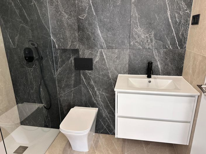 Image No.12-2 Bed Apartment for sale