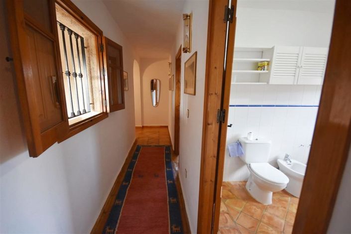 Image No.47-7 Bed Villa for sale