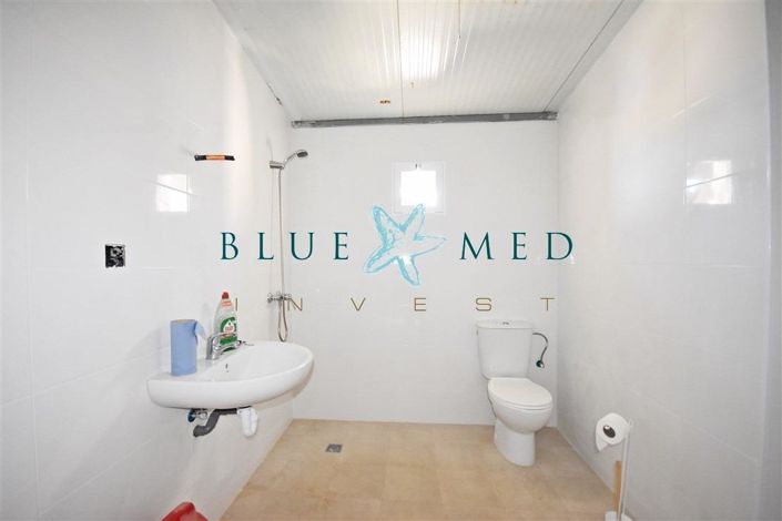 Image No.12-3 Bed Country House for sale