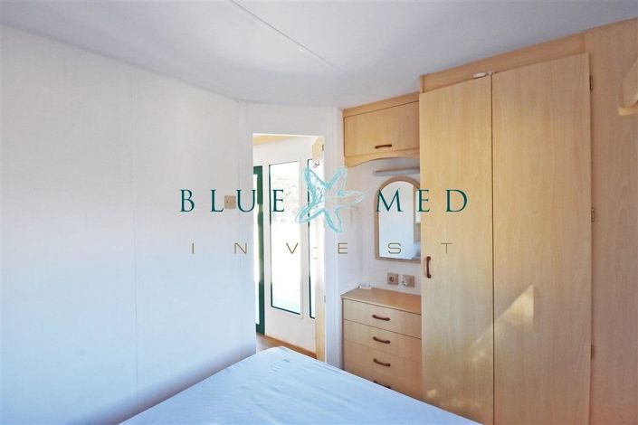 Image No.21-3 Bed Country House for sale