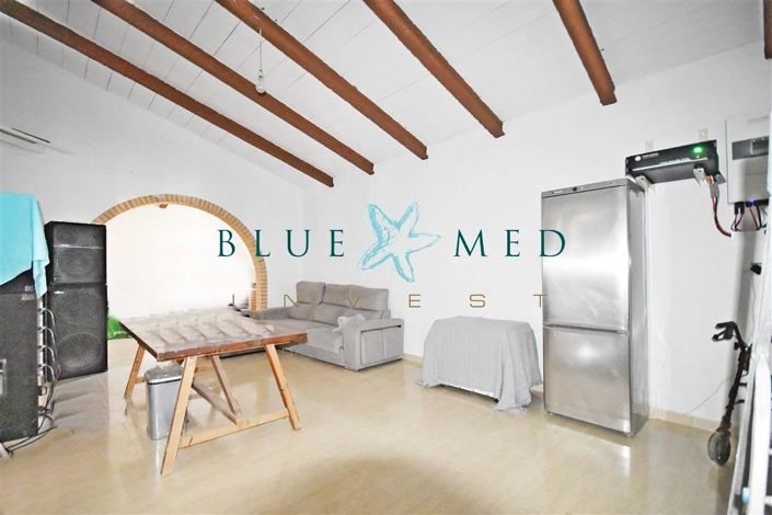 Image No.7-3 Bed Country House for sale