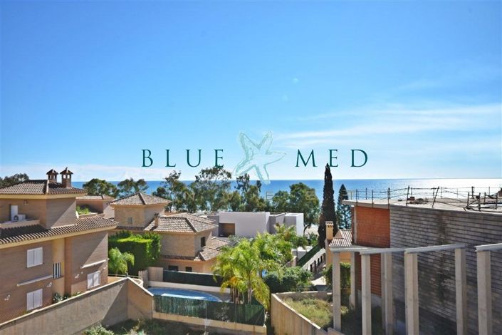 Image No.11-8 Bed Villa for sale