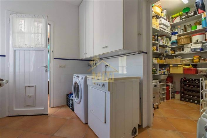 Image No.42-5 Bed Villa for sale