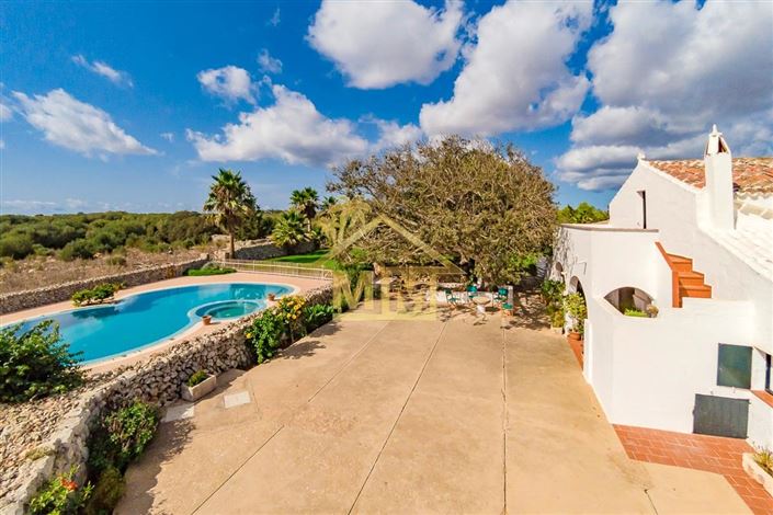 Image No.4-6 Bed Country House for sale