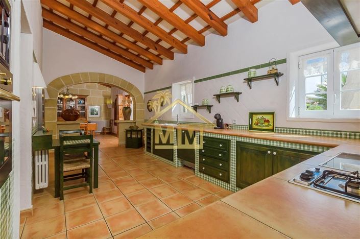 Image No.20-7 Bed Country House for sale