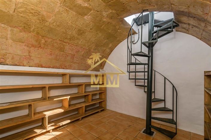 Image No.47-7 Bed Country House for sale