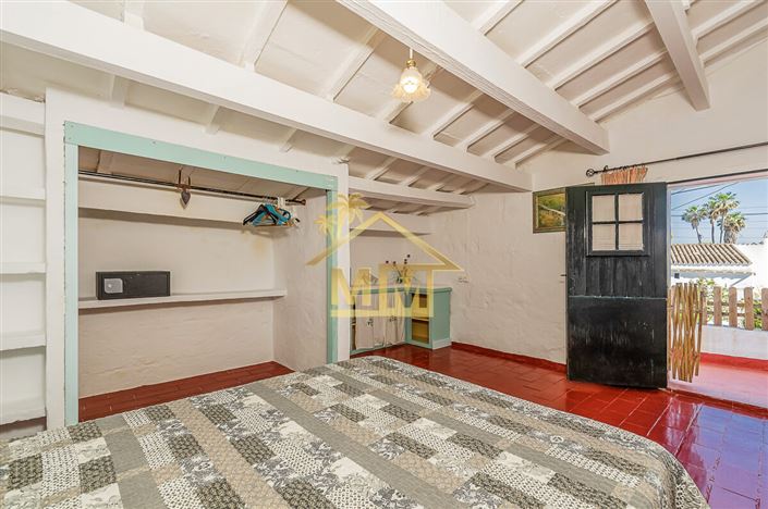 Image No.37-5 Bed Country House for sale