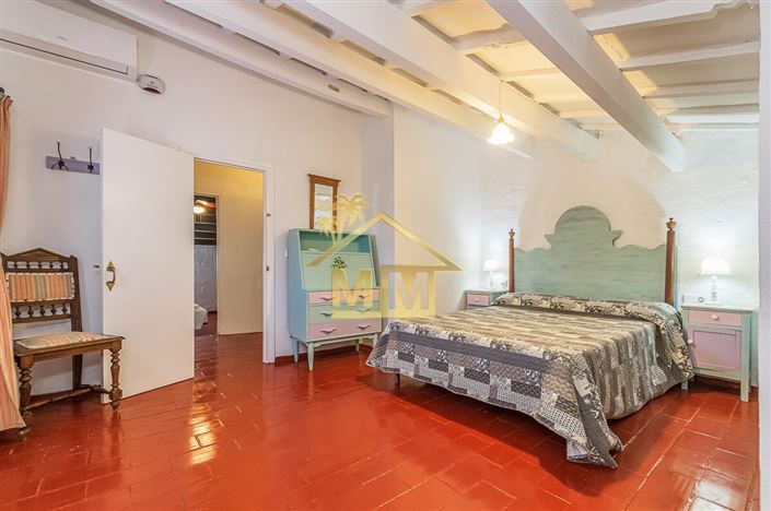 Image No.38-5 Bed Country House for sale