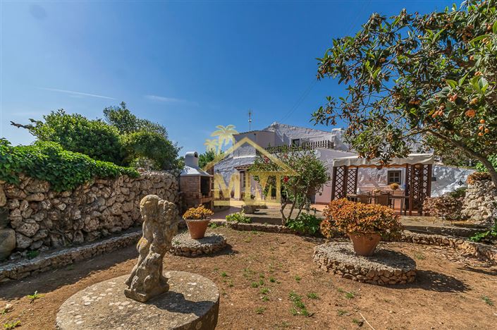 Image No.6-5 Bed Country House for sale