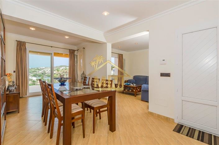 Image No.10-4 Bed Villa for sale