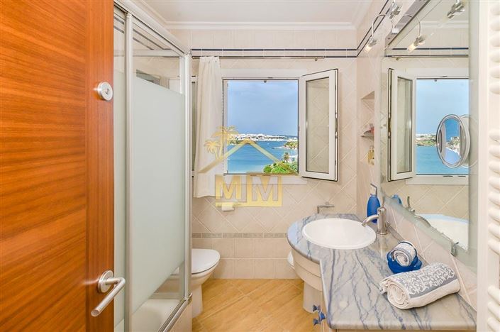 Image No.28-4 Bed Villa for sale